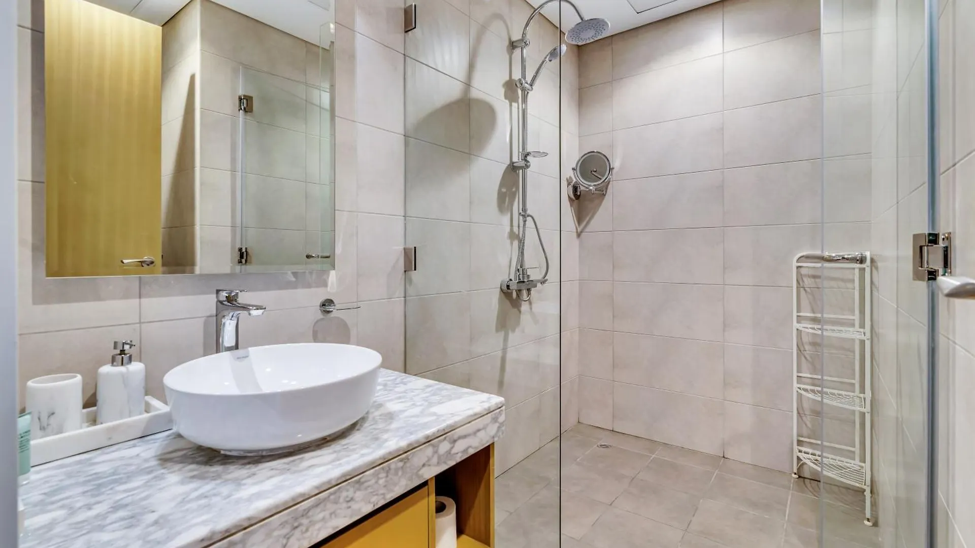 New Listing! 2Br With Balcony &City View, Aykon Tower Dubai